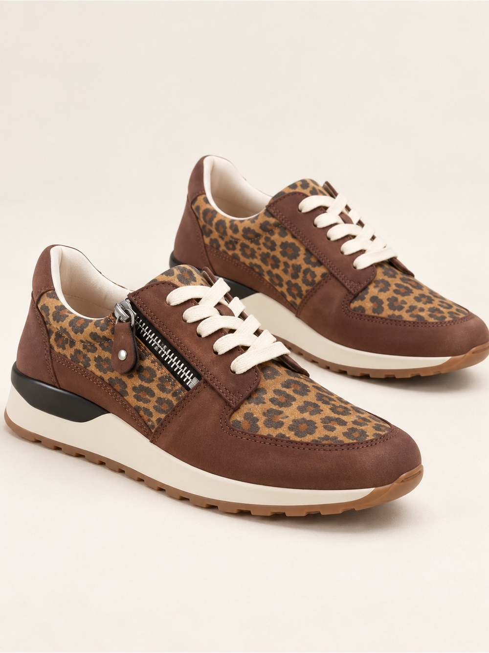 NWT Brioso Mimi Leopard Suede Zip Platform Sneakers Brown Sz 6 no original box